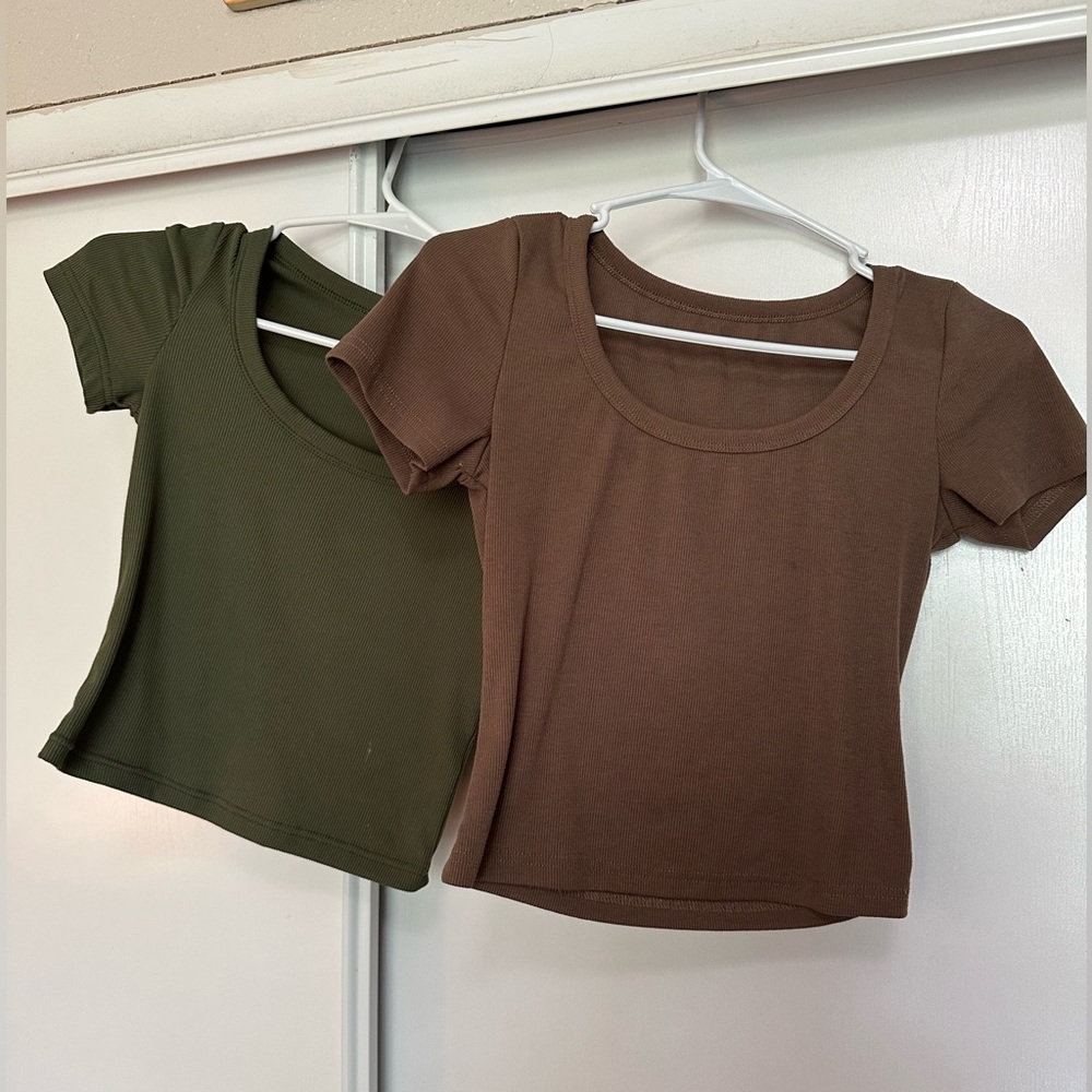 Set of two baby tees- Olive & Brown